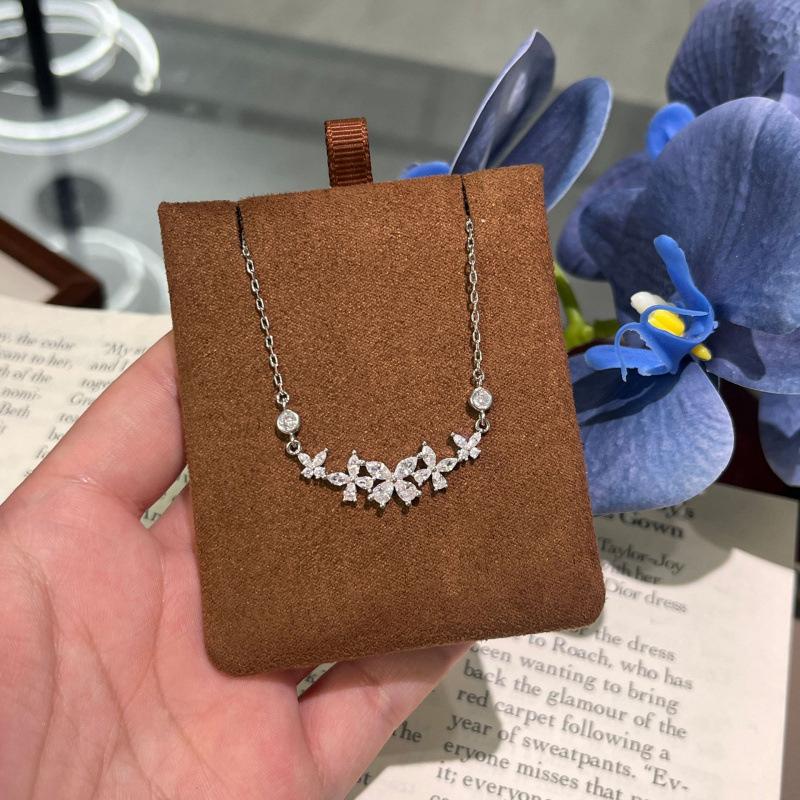 Point Diamond Cold Butterfly Necklace Bracelet Stud Earrings Unique Light Luxury Exquisite High Sense Mini Earrings