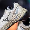 Mizuno Mesh Breathable Chunky Running Shoes D1GH2235-05
