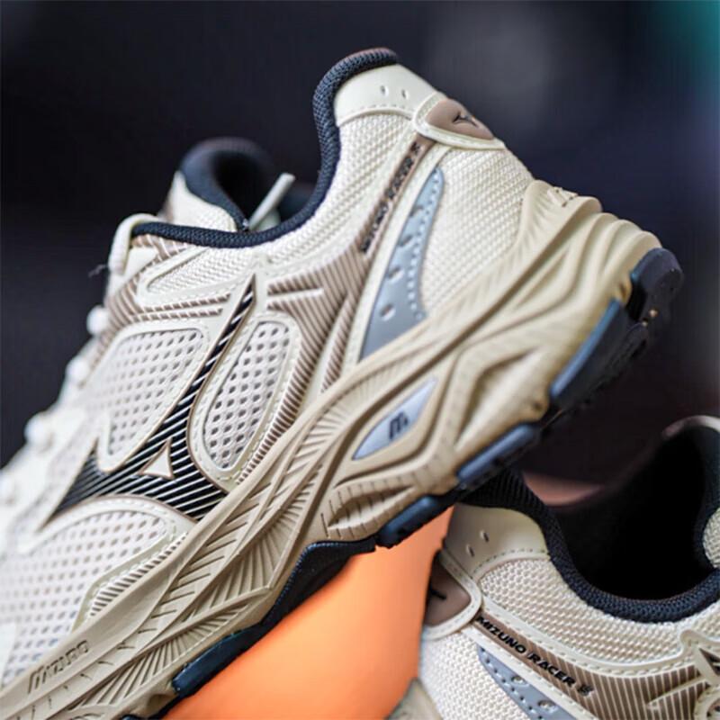 Mizuno Mesh Breathable Chunky Running Shoes D1GH2235-05