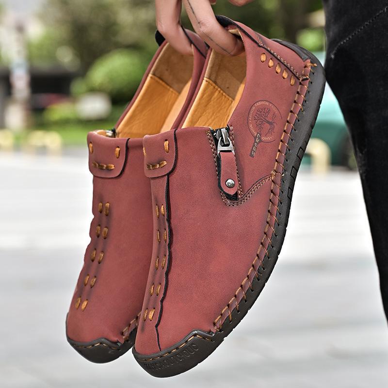 Fashion Handmade Leather Men Shoes Casual Slip On Loafers Breathable Leather Shoes Men Flats Hot Sale Moccasins Tooling Shoes Plus Size