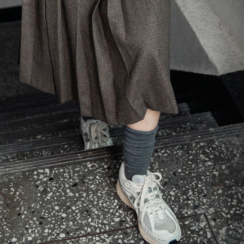 MONTH IN MONTH OUT Loose fit warmer socks CHARCOAL