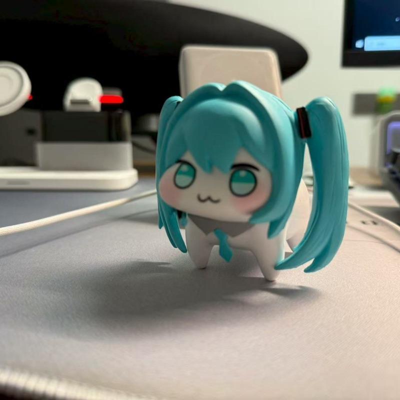 New Doro×Hatsune Miku Cooperation Collectible Figure Car Desktop Decoration Toy Anime Figures Q Version Dolls Model Toys Gift