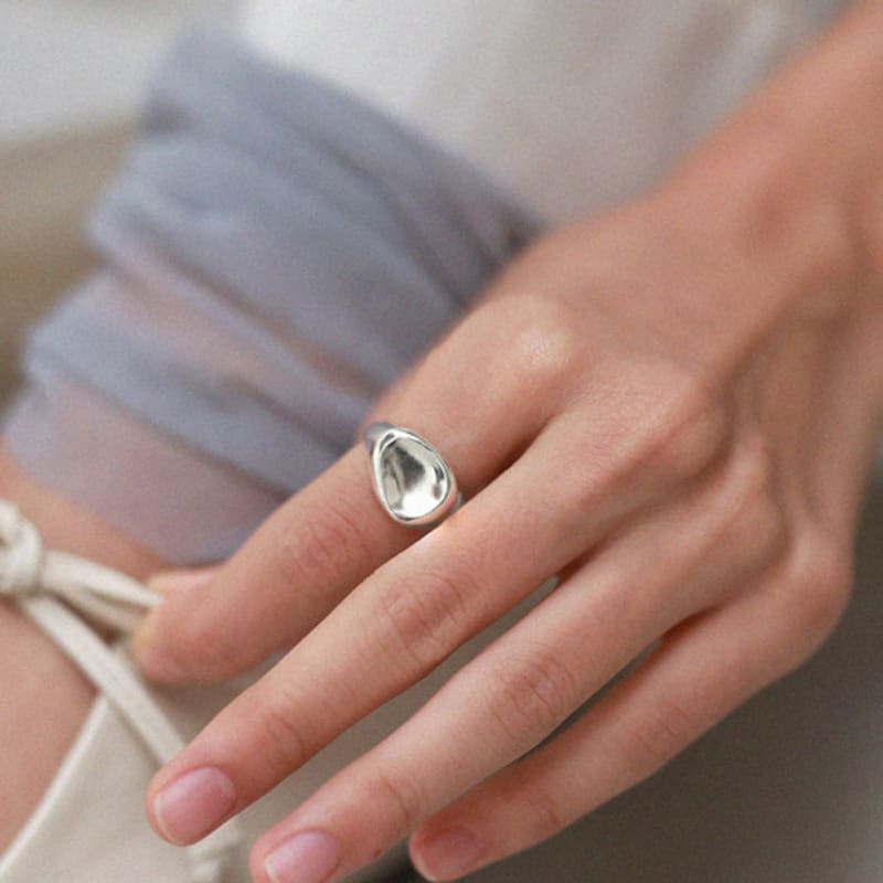 REINDEER GROTTO RING 02