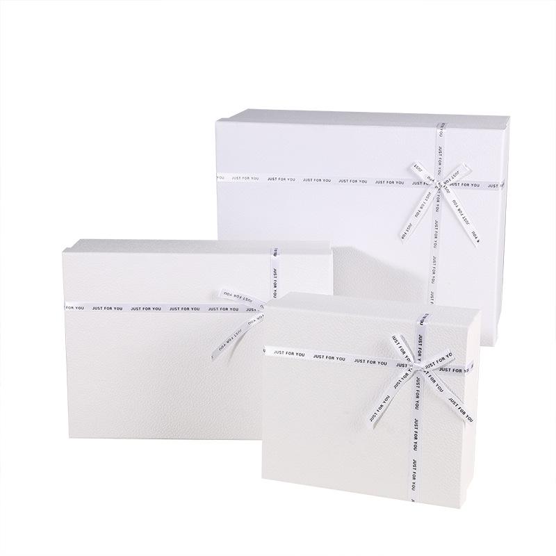 Valentine's Day White Lid & Base Gift Box for Lipstick - Elegant Holiday Packaging
