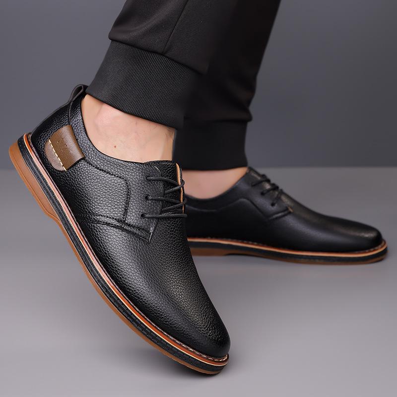 Fashion 2025Genuine Leather Men Dress Shoes Oxfords Brogue Lace Up Italian Mens Casual Shoes Luxury Brand Moccasins Loafers Plus Size