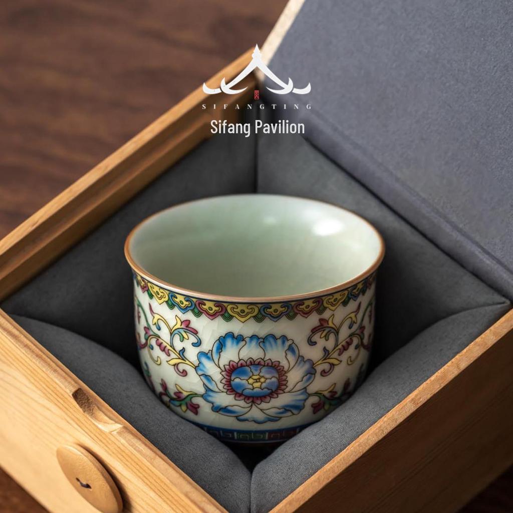 Ru Kiln Blue and White Lotus Ceramic Gongfu Teacup