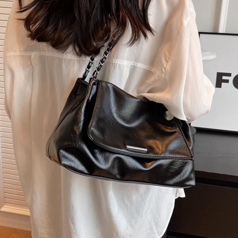 Casual Soft-Sided Tote Bag Large-Capacity Bag Women'S Popular Versatile Chain Bag Shoulder Bag