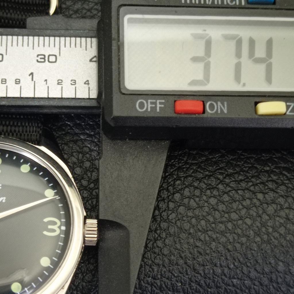 VINTAGE HMT JAWAN HAND-WINDING INDIAN MENS BLACK COLOR DIAL WATCH A702054-5 R208-a702054