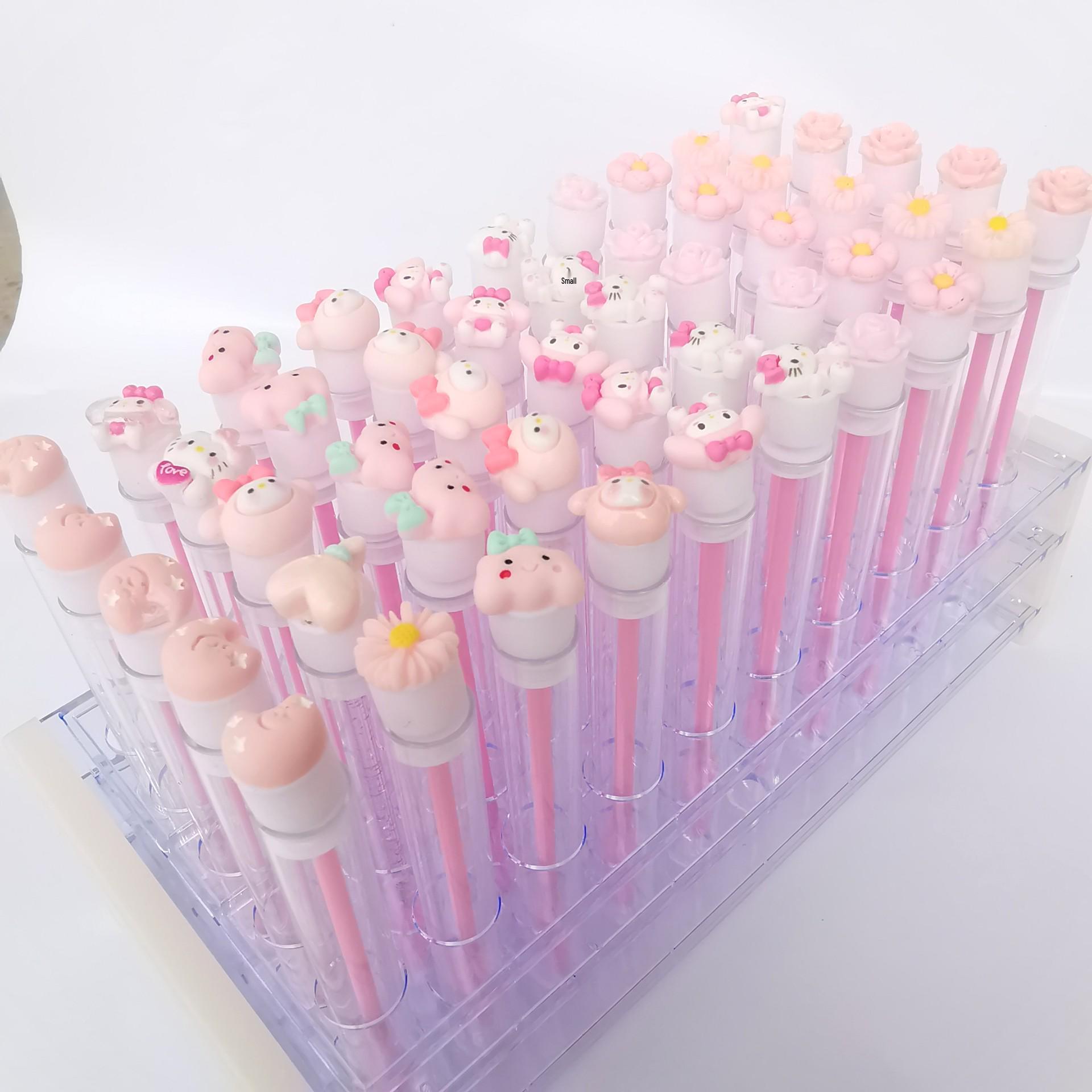 

Многоразовый прозрачный тубус для щеточек для ресниц из коллекции Pink с одноразовыми щеточками