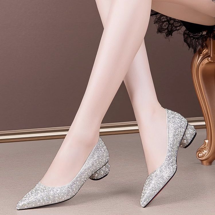 2025 spring and autumn new pearl rhinestone light mouth thick heel single shoes women's flat heel shoes fashion low heel large size women's shoes lady