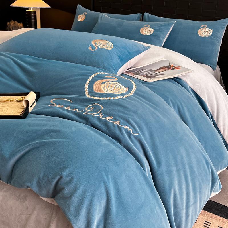 Thickened Milk Fleece Four-Piece Set, Coral Double-Sided Fleece Embroidered Crystal Fleece Quilt Cover, Bed Sheet, Bed Hat Three-Piece Set