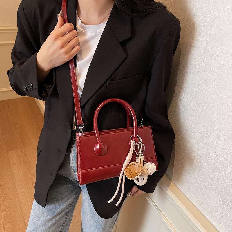 Premium Texture Foreign Style Handbag Bag Women'S Fashion Versatile Work Commuter Messenger Bag Small Bag