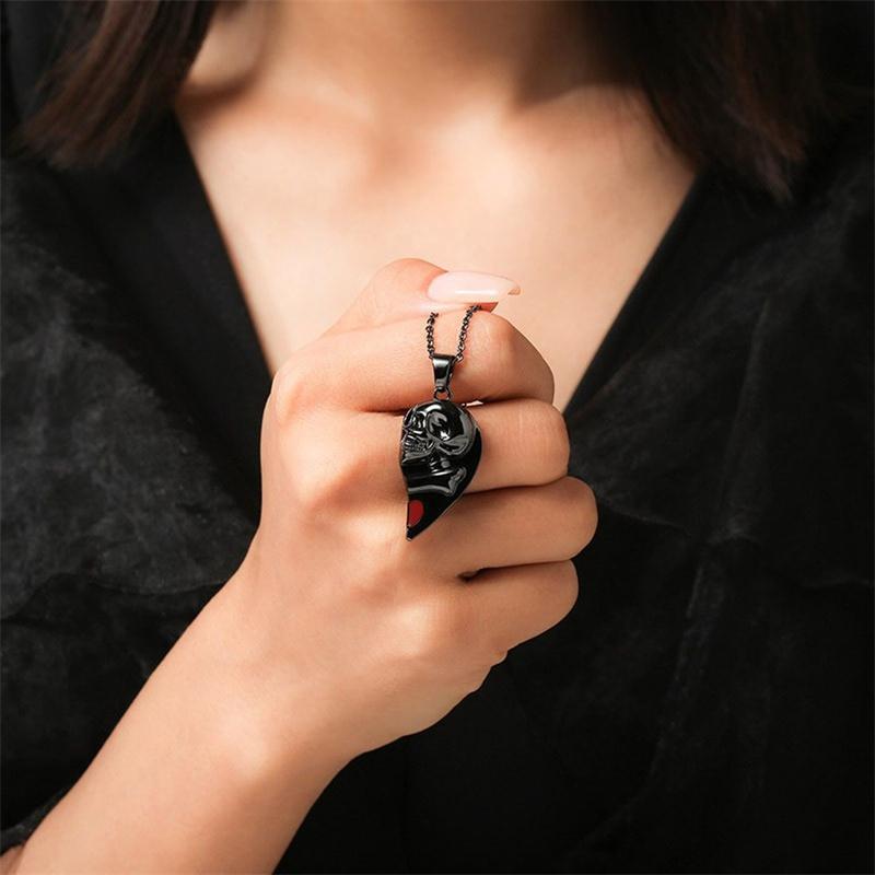 Gothic Minimalist Punk Creative Skull Red Love Magnetic Couple Heart Necklace for Women Men Jewelry Gifts Halloween