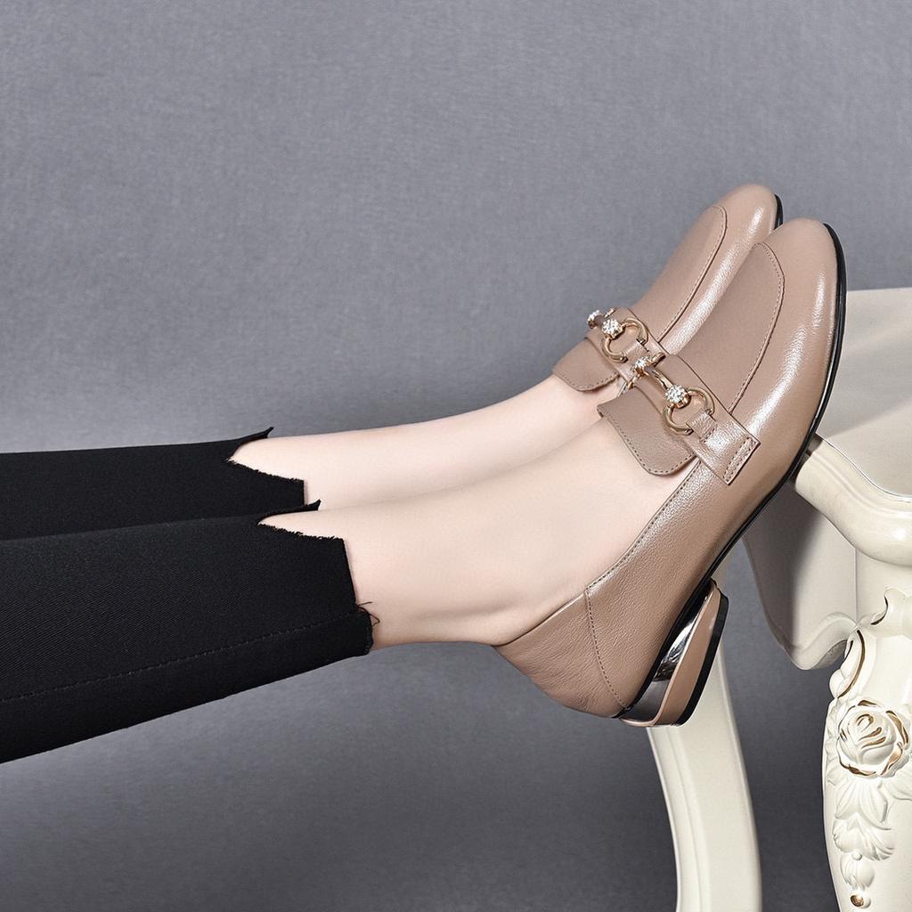 Flat-soled single shoes women's shoes spring new first-layer cowhide round head low-heeled feet two wear casual shoes
