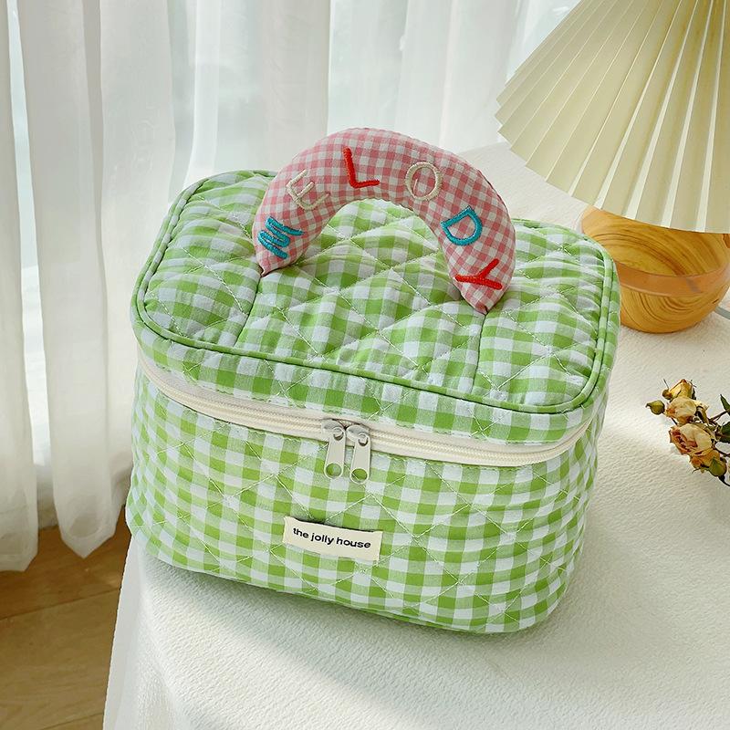 

Lovely Grid Design Cosmetics Storage Bag Cloth Zipper Handbag Makeup Bag Green