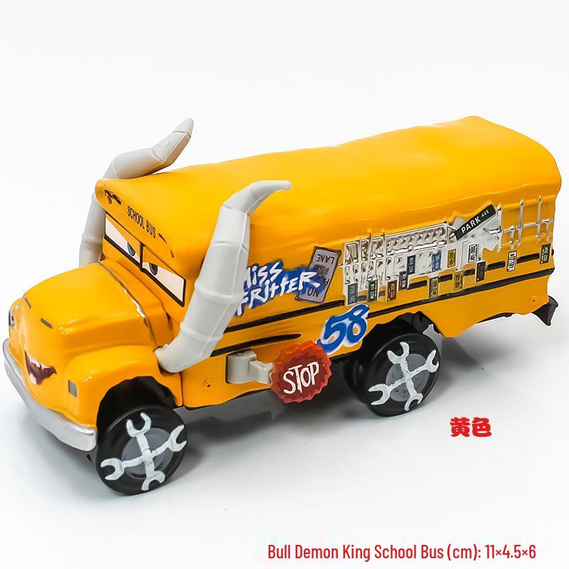 Детский набор моделей гоночной машины и школьного автобуса из сплава