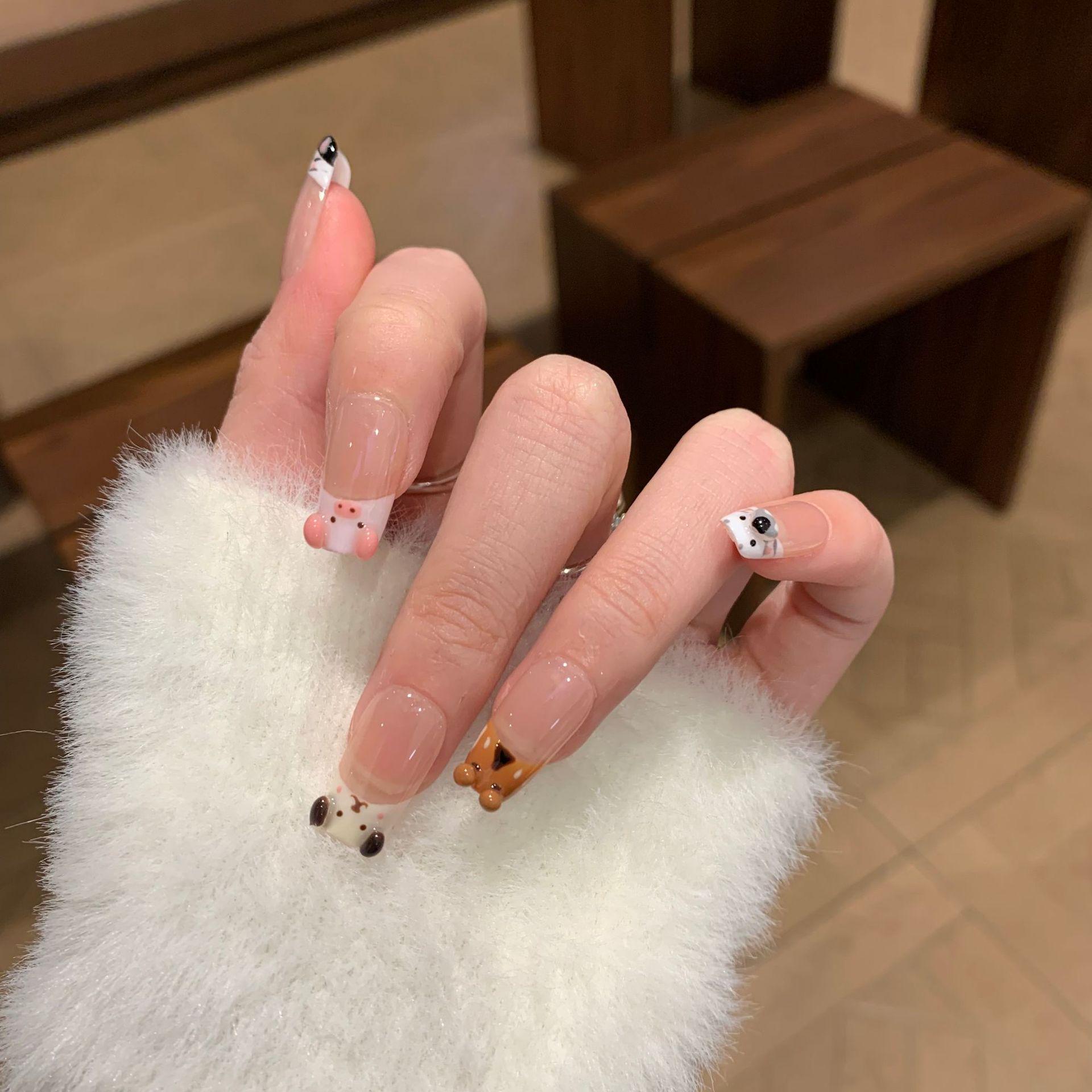 

Chic French Press-On Nails: Short, Nude & Spicy for Students Small