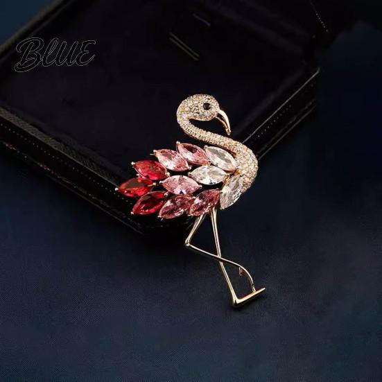Women Brooch Flamingo Shape Rhinestone Decor Anti-slip Wear-resistant Suit Coat