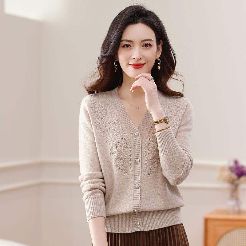 Cai Yang Women's V-Neck Cropped 100% Pure Wool Cardigan