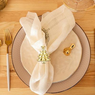 Weihnachtsbaum Serviettenringe aus Eisen Dekorative Geschirr-Accessoires für saisonale Feier Desktop-Dekoration