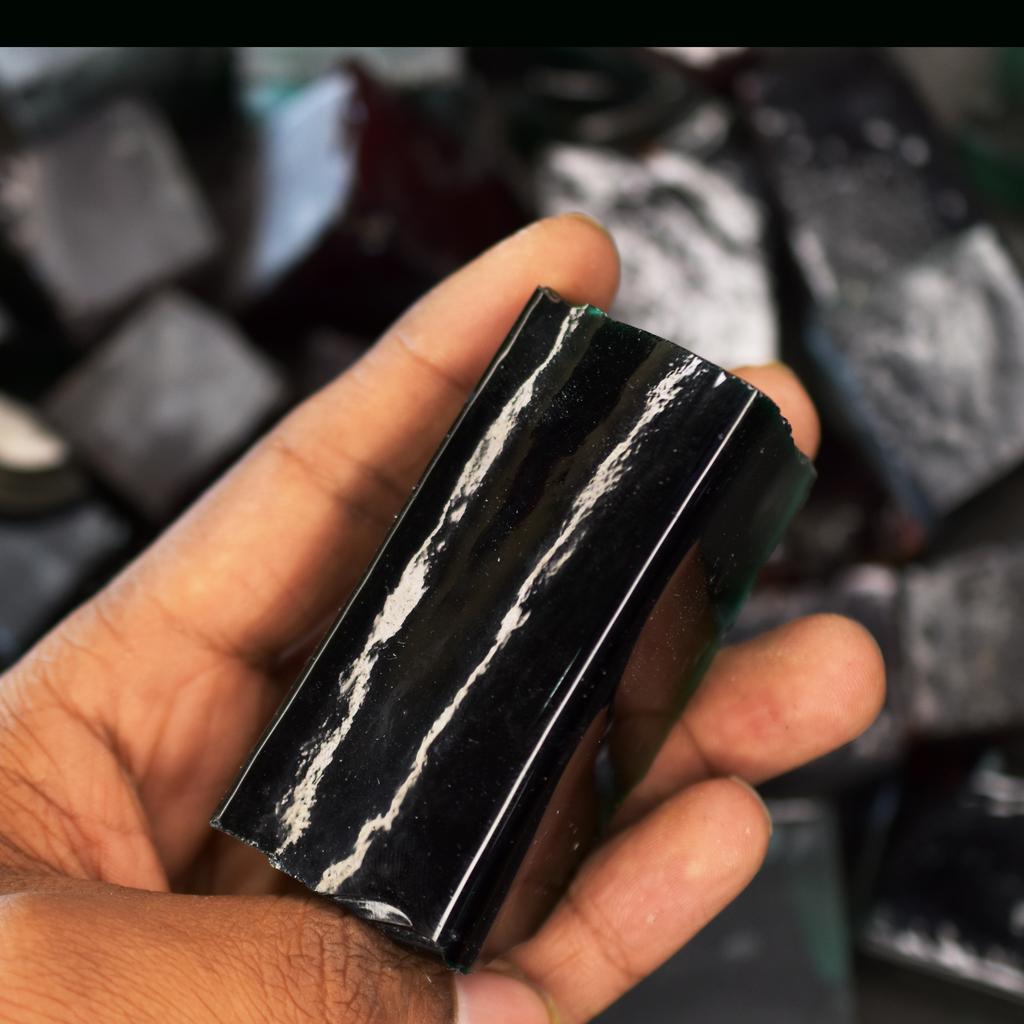 Lab-Created Ruby Lot 2000 Carat Certified Uncut Red Raw Rough Loose Gemstone My-502.-k