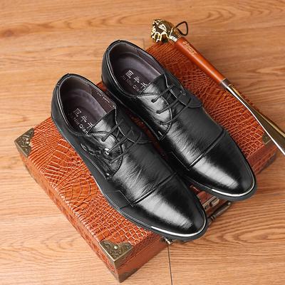2025 neue Business-Kleidung lässige Lederschuhe Herren Koreanische Version von Britische spitze trendige Schuhe Herren