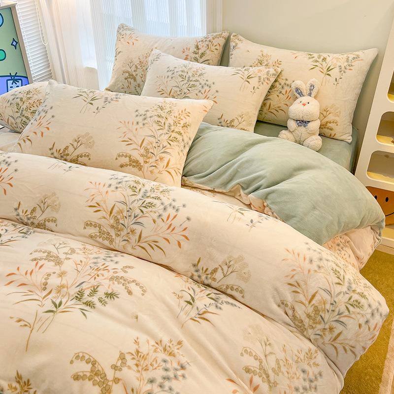Thickened Milk Fleece Four-Piece Set Double-Sided Fleece Coral Fleece Quilt Cover Sheet Three-Piece Set