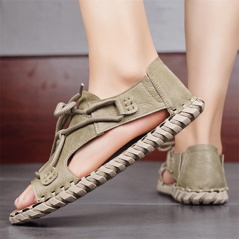 Fashion New handmade sandals Comfortable quality style Outdoor leisure streets and beaches Walking Classic black shoes Flat bottomed