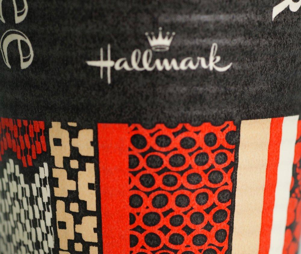 Sunnap Commercial Insulated Paper Cups, 260ml, Pack of 50, Embossed, Hallmark Cafe Design, Capacity Graduations, 3 Colors (Glare), Made In Japan,