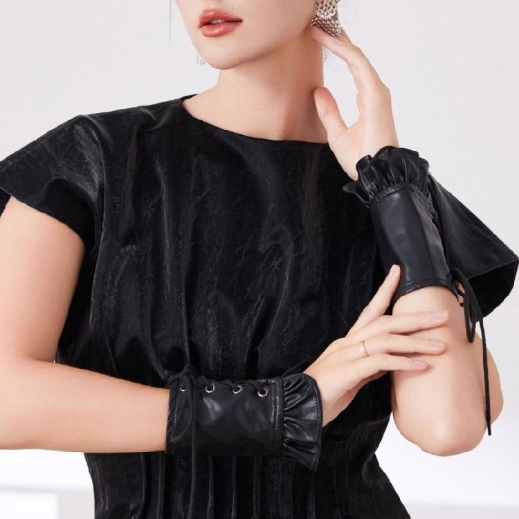 Gothic Rocker Arm Cuffs Premium PU Leather Laced Wristbands For Music Festivals And Alternative Fashion