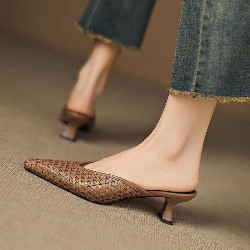 Fashion 2025 New Summer Women Mules weave Women Shoes Cover Toe Wedges Slippers Pointed Toe Women Sandals Modern Slippers