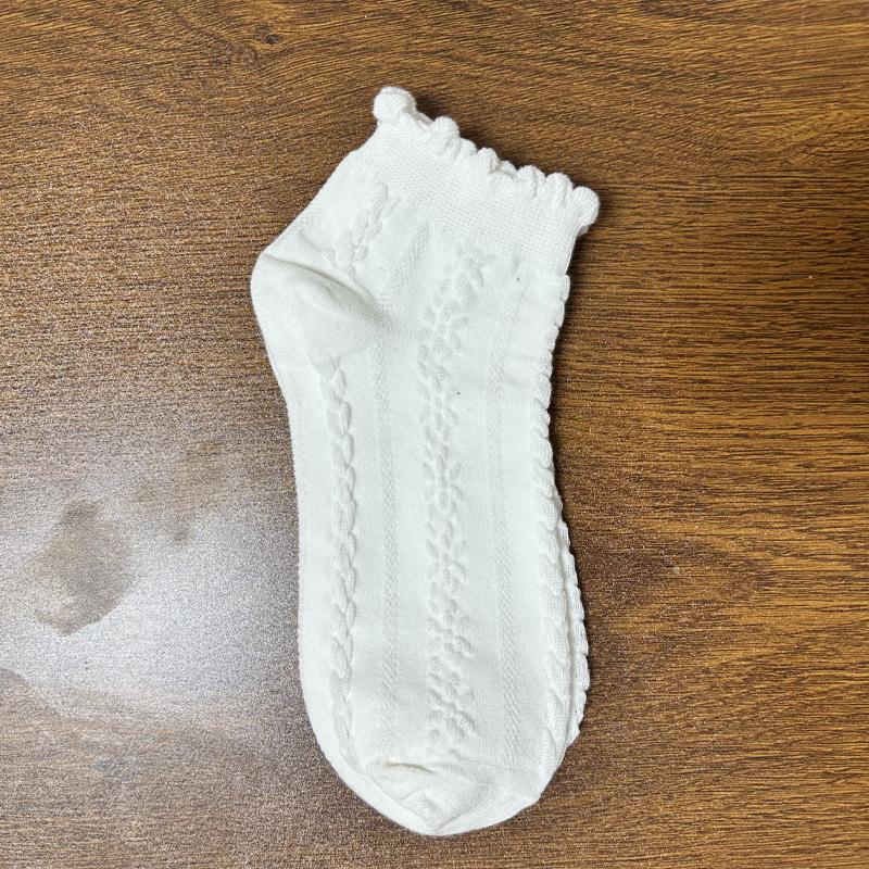 Ladies Spring and Summer Lovely Lace Solid Color All Match Socks