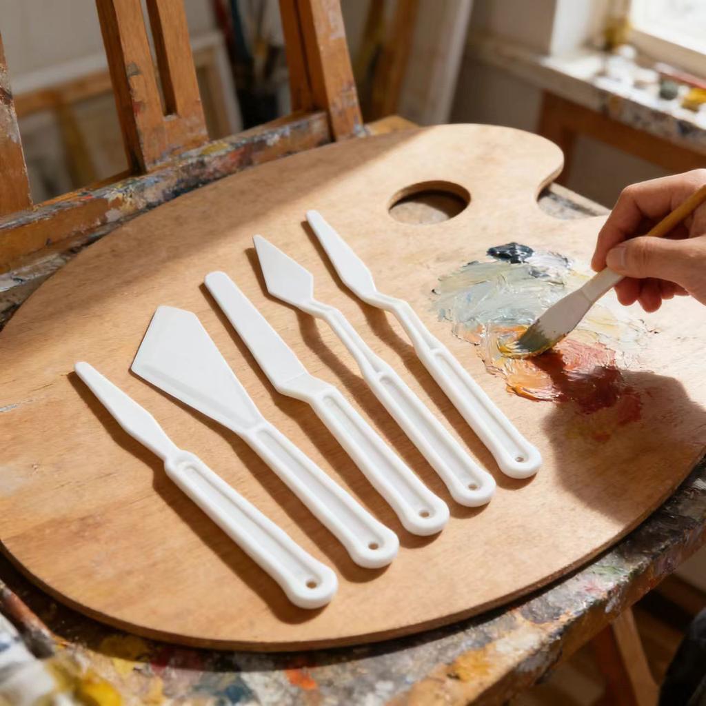 5PCS Art Scraper Tools Plastic for Oil Painting Acrylic Gouache Mixing Scraping Painting Accessories Lightweight Design