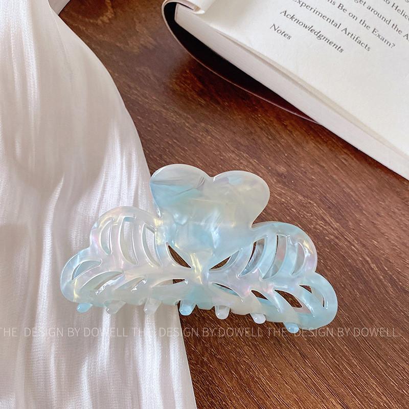 Chic And Stylish Acetate Hair Claw Clip Featuring Delicate Floral Designs For Women