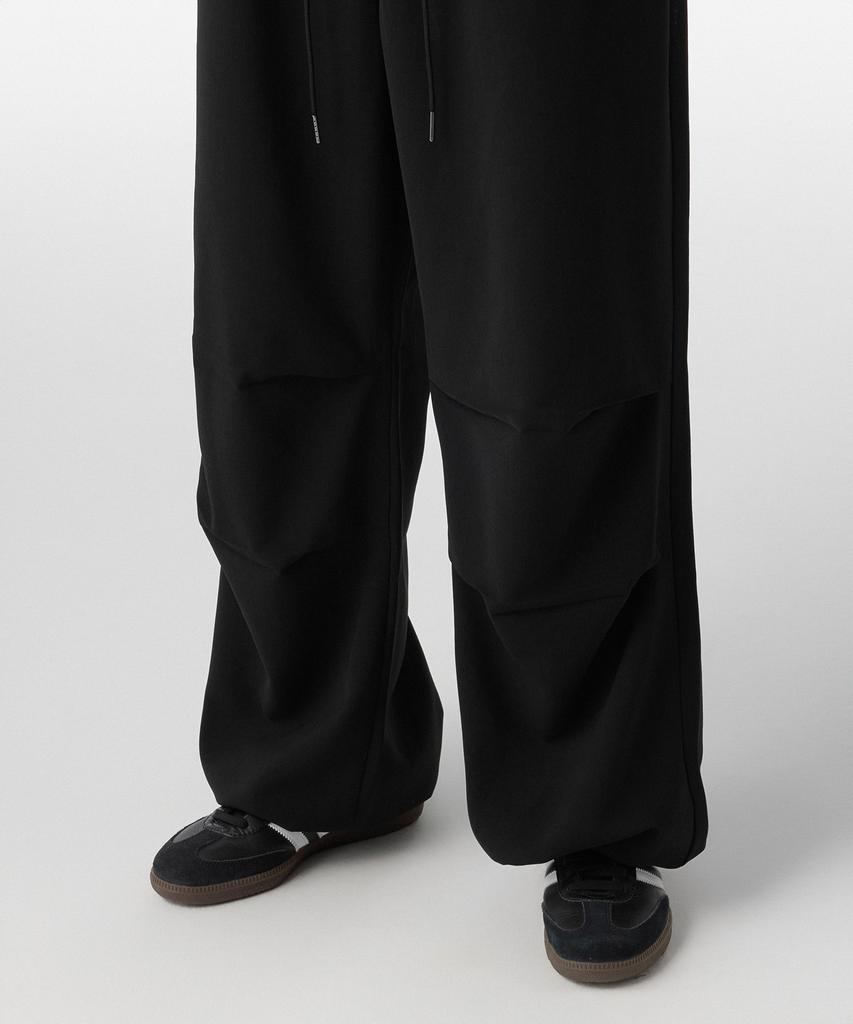 MUSINSA STANDARD WOMAN Women'S Linen-Like Parachute Pants [Black]
