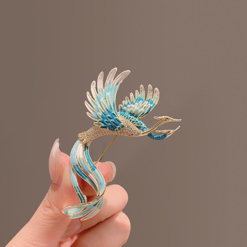 Elegant Alloy Brooch: Premium Niche Women's Versatile Corsage for Coats and Suits