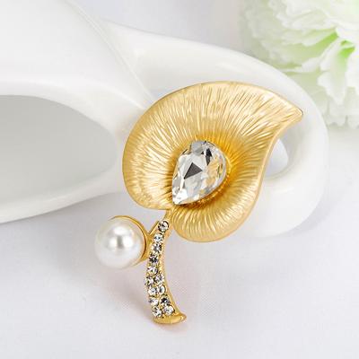 Costume Personality High Grade Versatile Rhinestone Yellow Leaf Crystal Rhinestone Pearl Subgold Brooch Corsage