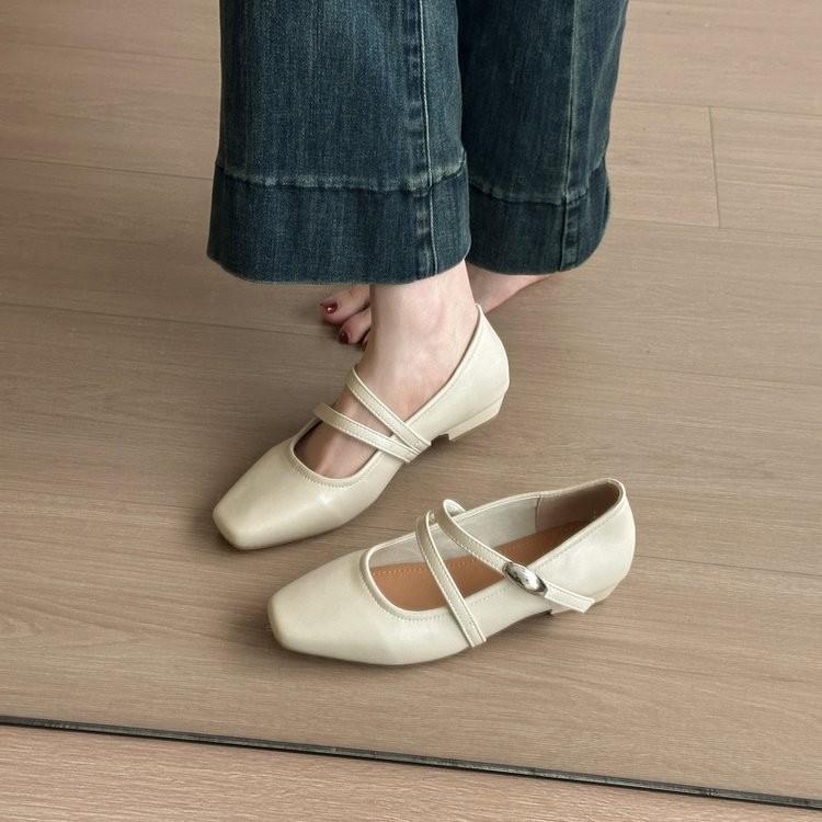 French retro square head Mary Jane shoes women's 2025 new light mouth thick heel flat bottom small leather shoes evening gentle single shoes