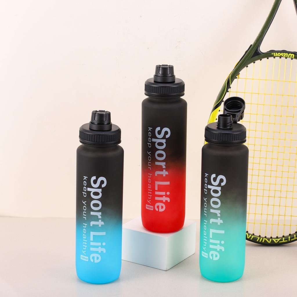 Water bottle large capacity sports water cup men's fitness plastic drop-proof portable student kettle bottle summer high value water cup