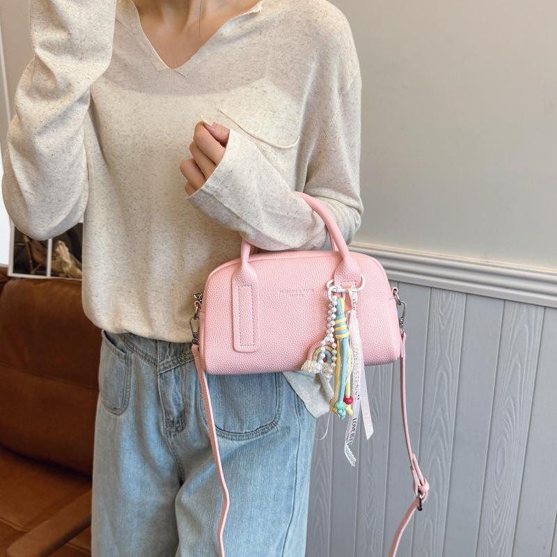 Summer small bag women 2025 new versatile shoulder messenger bag popular portable pillow bag this year