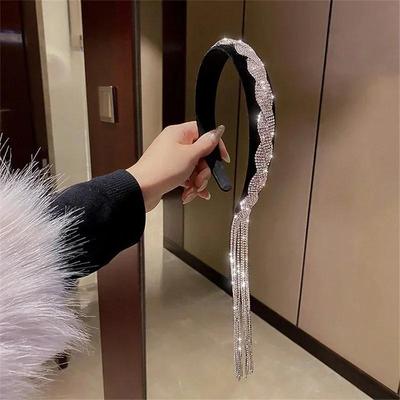 Damen Sommer Mode Lange Quaste Asymmetrie Strass Stirnband Schwarzes Samt Haaraccessoire Schmuck Mädchen Kopfschmuck Kreatives Geschenk