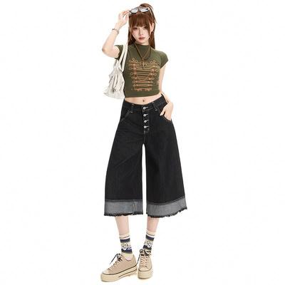 Mode Sommer Vintage Schwarz Kontrastnähte Roher Saum Denim Cropped Capri-Hose Für Damen Premium Weiter Beinschnitt Locker Gerade Schlankmachender Stil