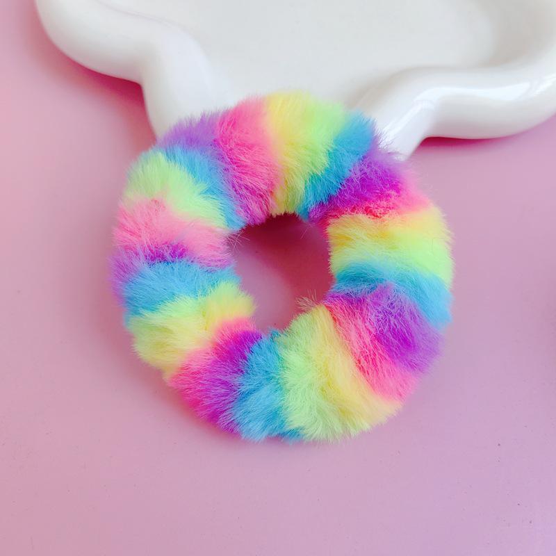

Райдужна 7 см плюшева гумка для волосся зі штучного кролячого хутра - Осінньо-зимова колекція - Багатоколірний аксесуар для волосся для жінок