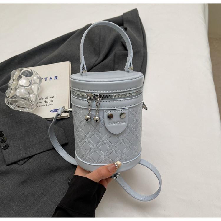 

Корейская версия нишевого дизайна портативная цилиндрическая сумка 2025 новая сумка-ведро для мобильного телефона в зарубежном стиле ins на плечо через плечо синий