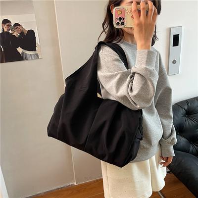 Modny trend casualowa prosta tekstura duża torba shopper letnia nowość 2025 spersonalizowana damska torba na ramię
