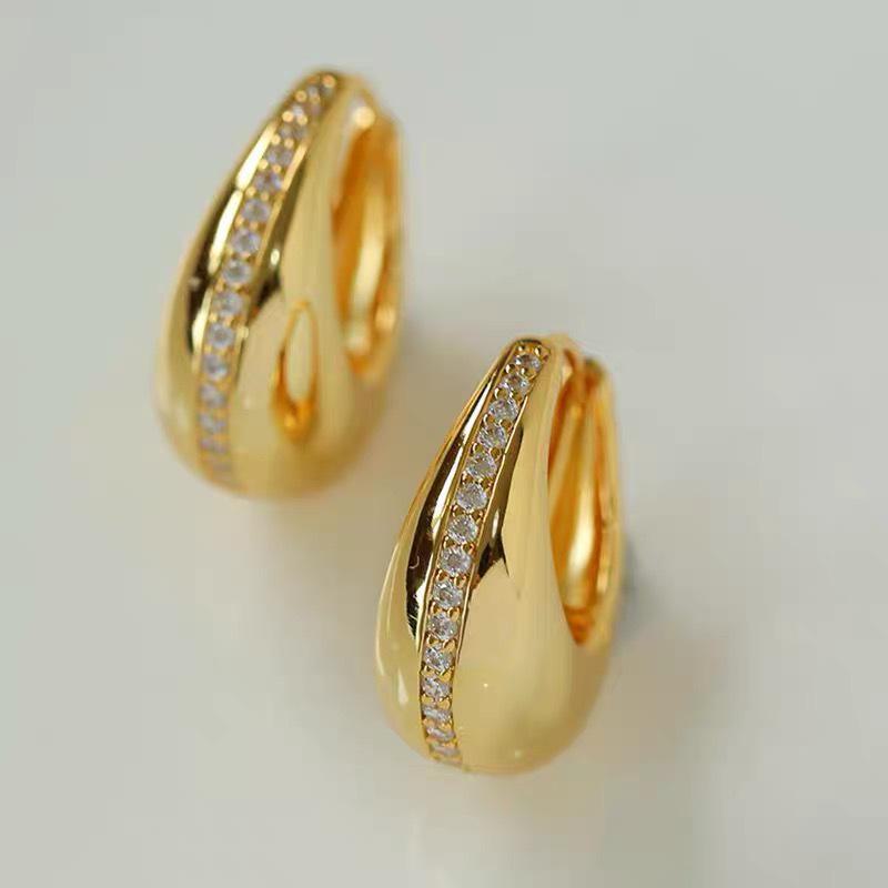 

2024 Французские позолоченные бриллиантовые круглые серьги с каплями воды - Роскошный дизайн