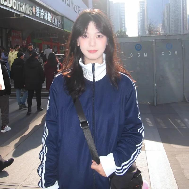 

Женская бейсбольная куртка в корейском стиле, сине-черная, с тремя полосками - Спортивная верхняя одежда для весны/осени M, Sporty, Trendy