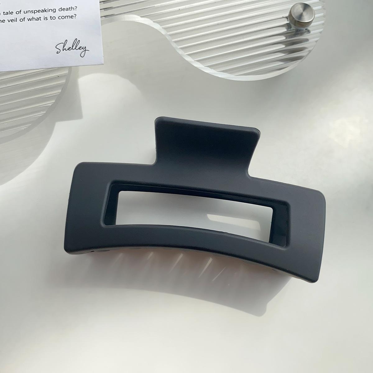 

Модные большие квадратные заколки для волос из матового матового текстурированного пластика, заколки для волос для женщин, головные уборы, аксессуары для волос one size чёрный