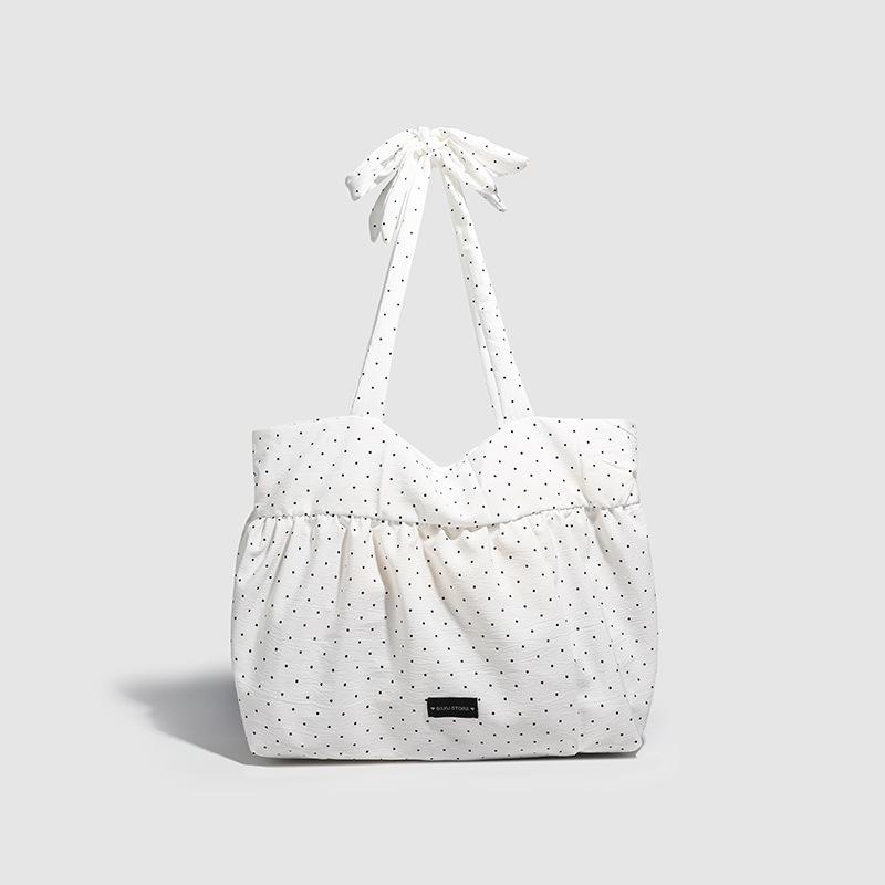 Korean Polka Dot Canvas Bag Women s 2026 New Large-capacity Commuter Shoulder Tote Bag Pleated Girl Heart Cloud Bag