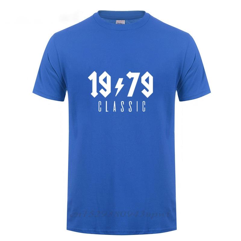 Geboren In 1979 T-shirt Vaderdag Cadeau Grappig 40 Jaar Verjaardagscadeau Voor Papa Echtgenoot Mannen Korte Mouw Ronde Hals Katoenen T-shirt